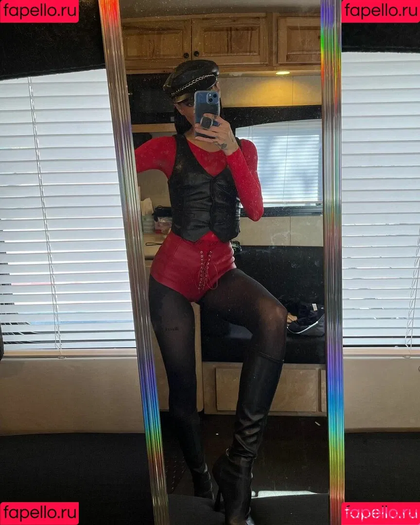 Lilith Czar Onlyfans Photo Gallery 