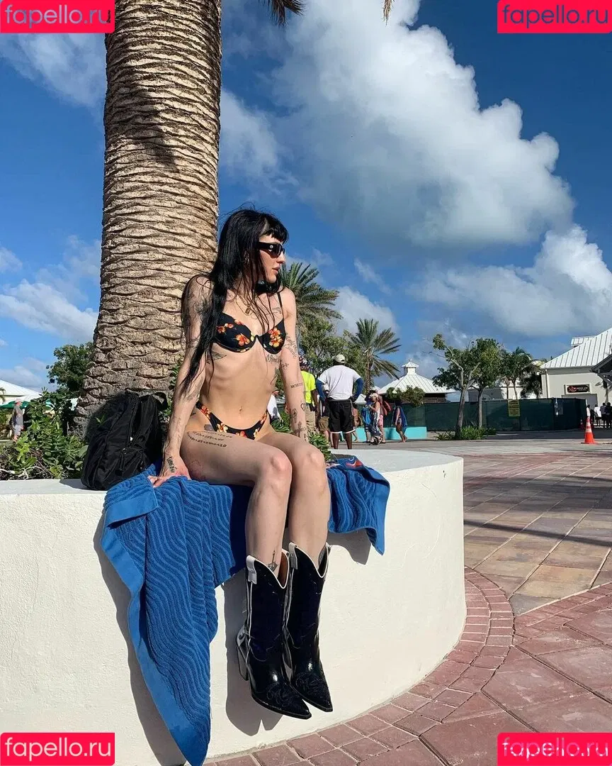 Lilith Czar Onlyfans Photo Gallery 