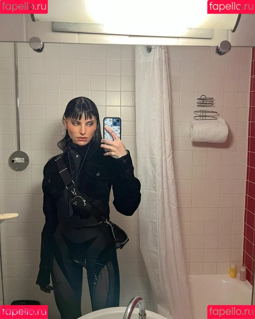 Lilith Czar Onlyfans Photo Gallery 