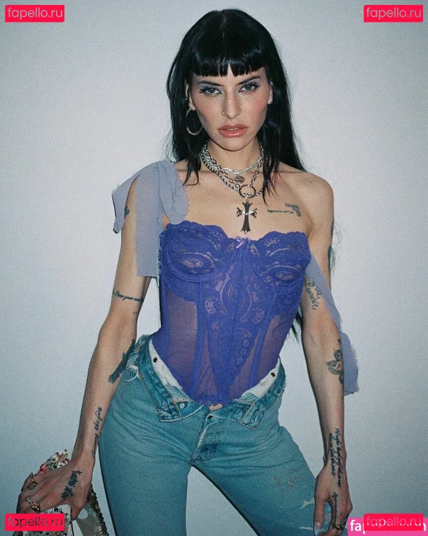 Lilith Czar Onlyfans Photo Gallery 