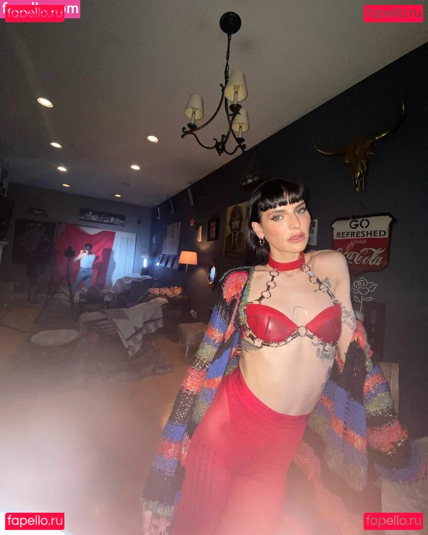 Lilith Czar Onlyfans Photo Gallery 
