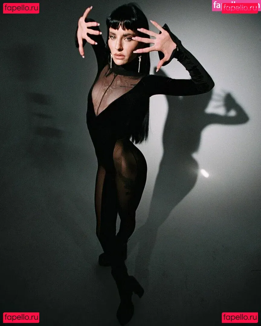 Lilith Czar Onlyfans Photo Gallery 