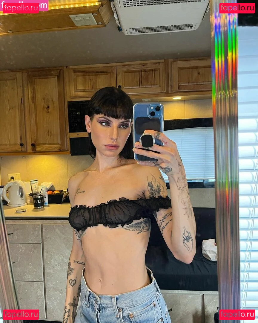 Lilith Czar Onlyfans Photo Gallery 
