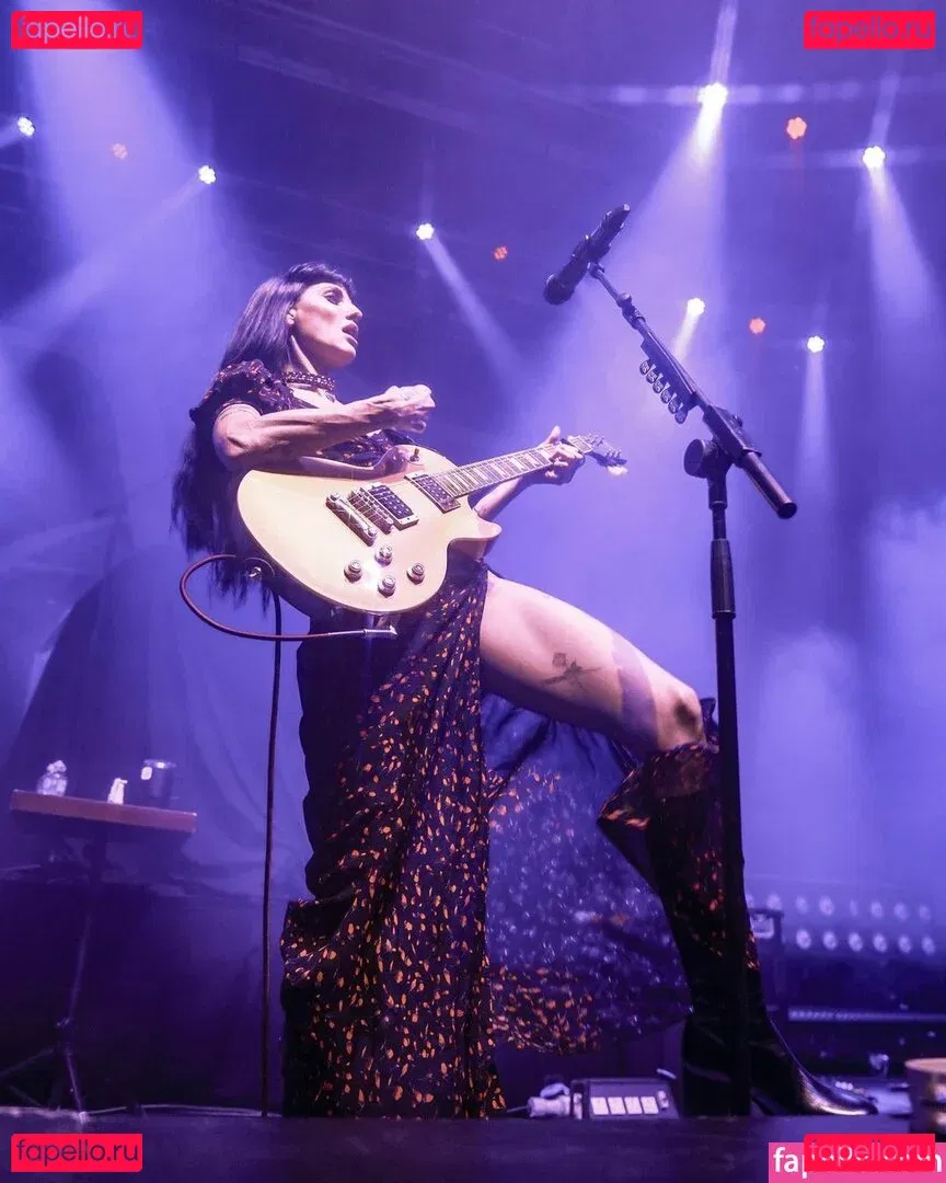 Lilith Czar Onlyfans Photo Gallery 