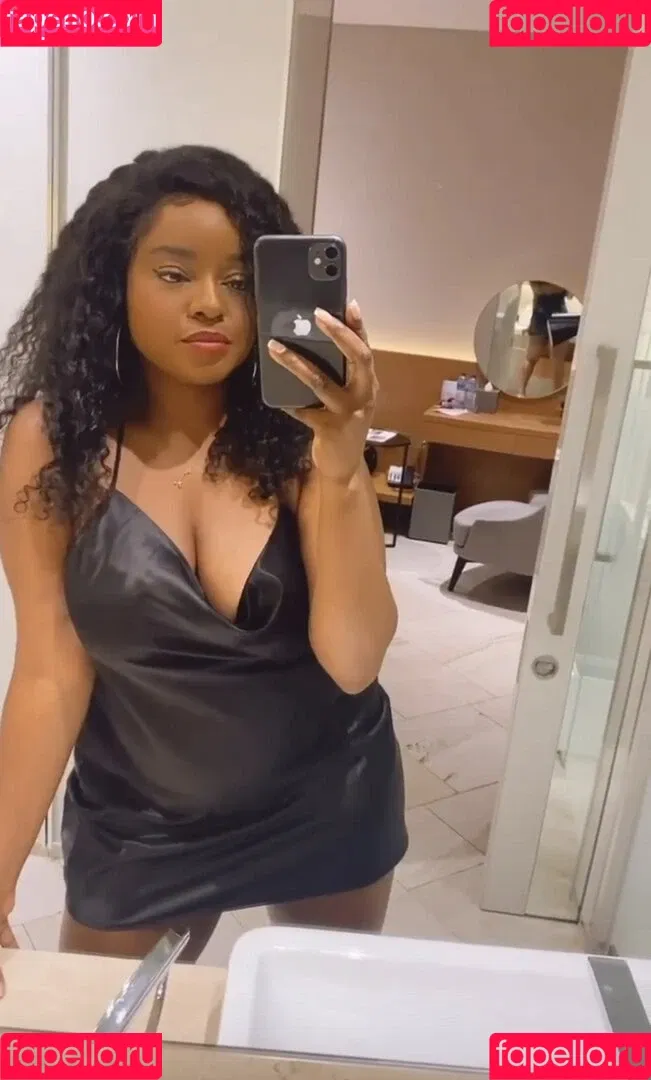 Keisha Buchanan Onlyfans Photo Gallery 