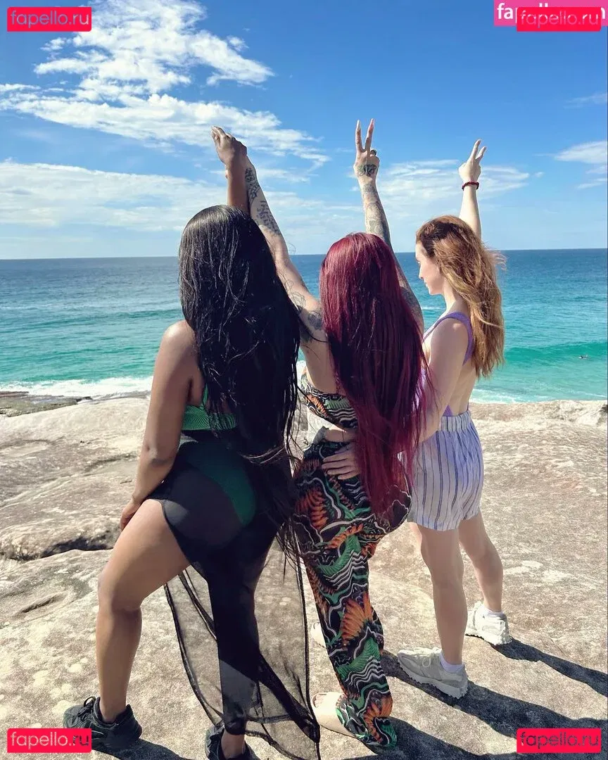 Keisha Buchanan Onlyfans Photo Gallery 