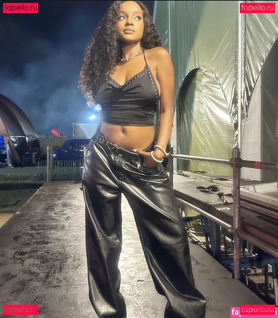 Keisha Buchanan Onlyfans Photo Gallery 