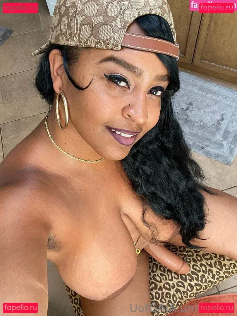 uofgaia Onlyfans Photo Gallery 