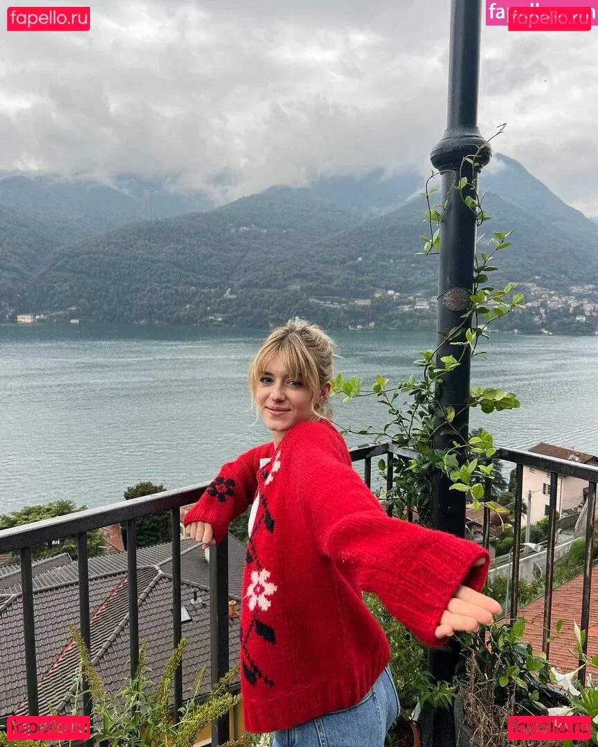 Daisy Edgar-Jones Onlyfans Photo Gallery 