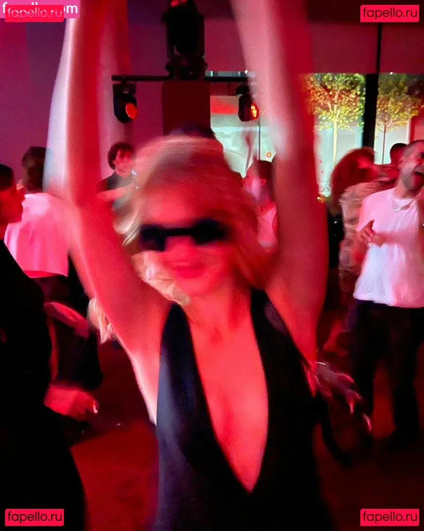 Daisy Edgar-Jones Onlyfans Photo Gallery 