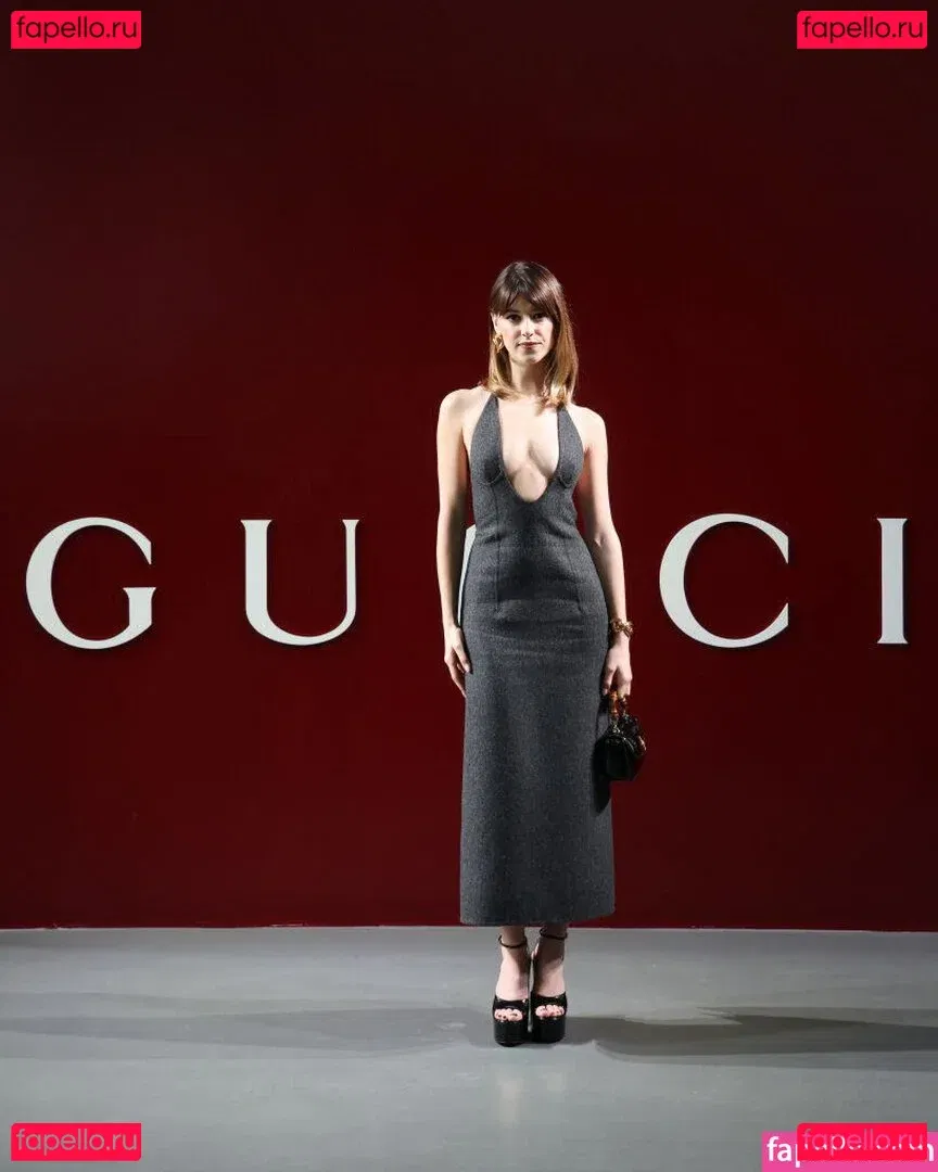 Daisy Edgar-Jones Onlyfans Photo Gallery 