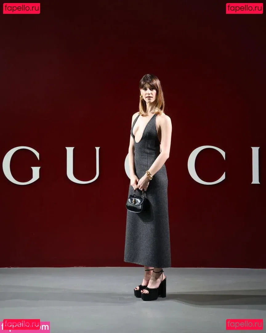 Daisy Edgar-Jones Onlyfans Photo Gallery 