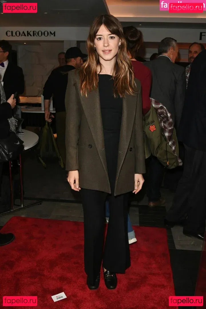 Daisy Edgar-Jones Onlyfans Photo Gallery 