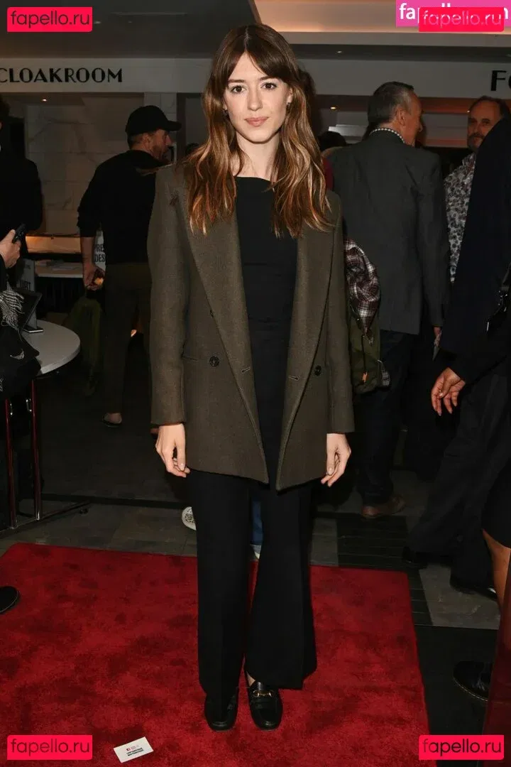 Daisy Edgar-Jones Onlyfans Photo Gallery 