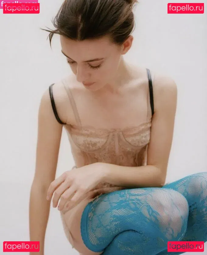 Daisy Edgar-Jones Onlyfans Photo Gallery 