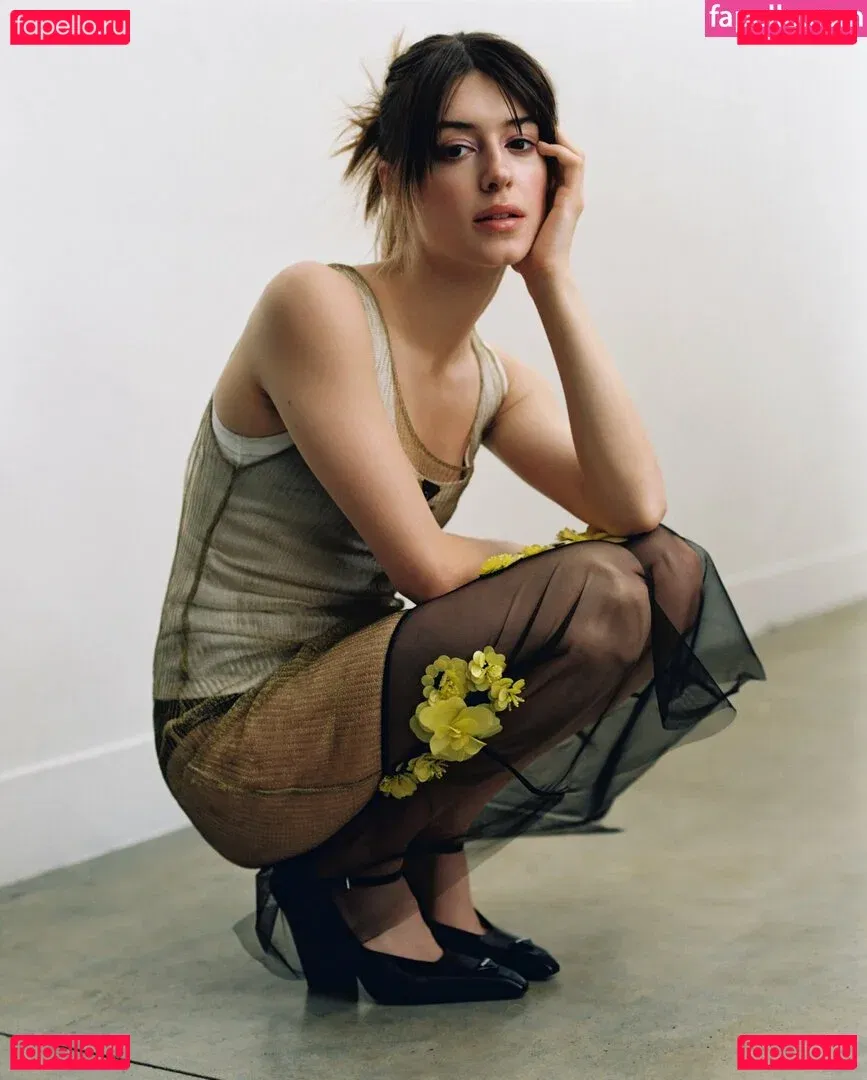 Daisy Edgar-Jones Onlyfans Photo Gallery 