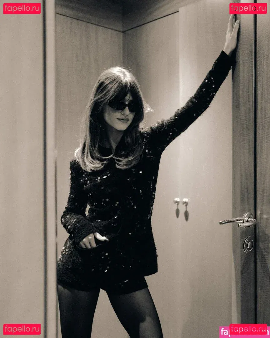 Daisy Edgar-Jones Onlyfans Photo Gallery 