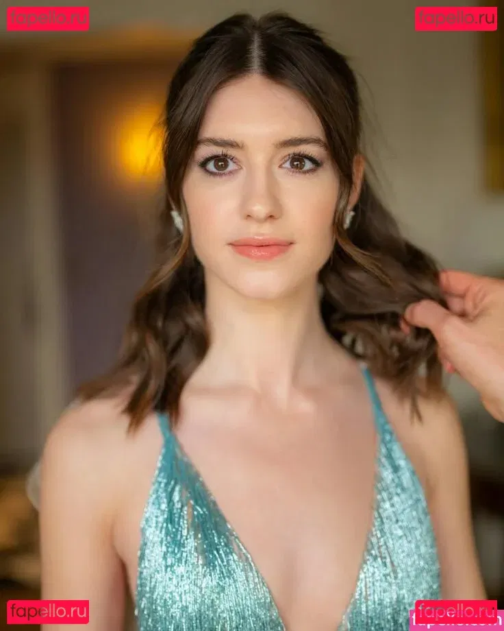 Daisy Edgar-Jones Onlyfans Photo Gallery 