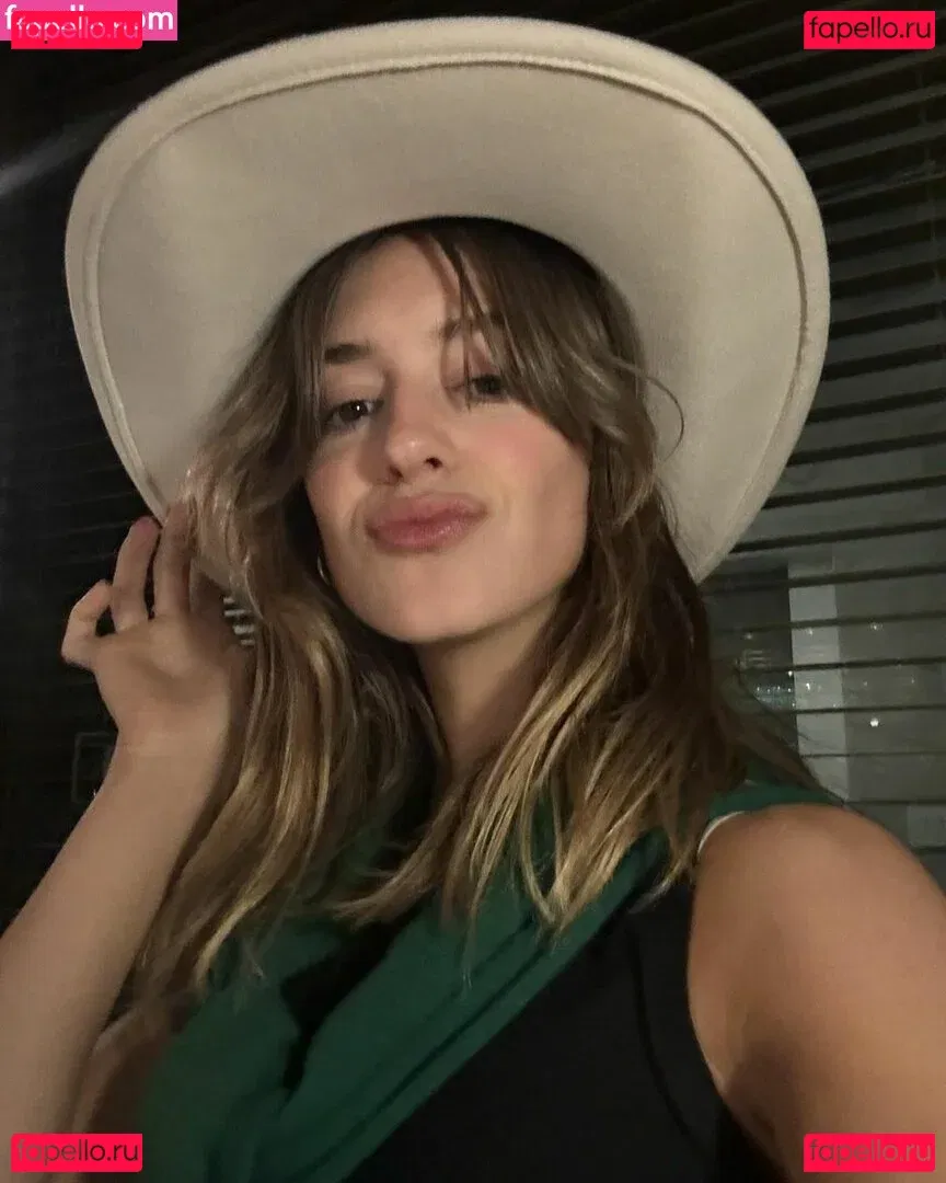 Daisy Edgar-Jones Onlyfans Photo Gallery 