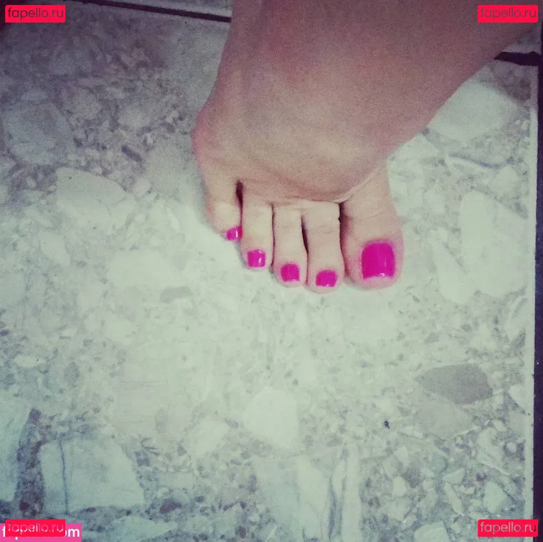 Sarah Frazine Onlyfans Photo Gallery 