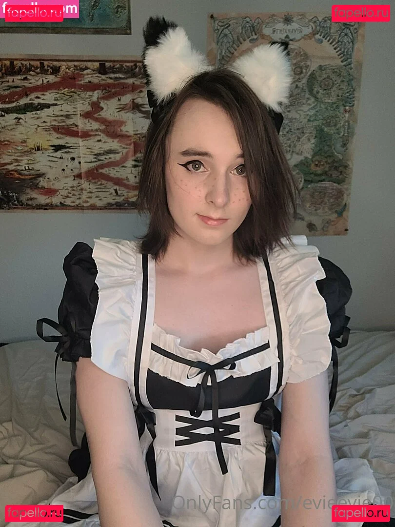 evieevie00 Onlyfans Photo Gallery 