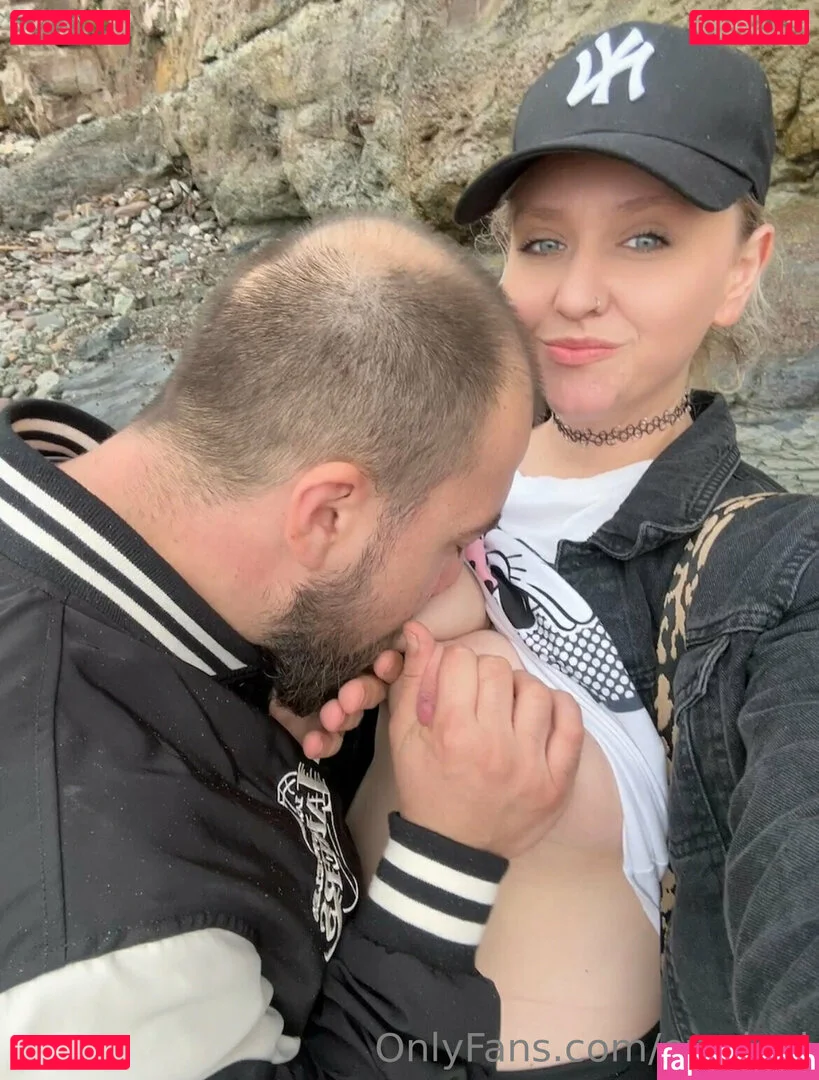 ewalexi Onlyfans Photo Gallery 