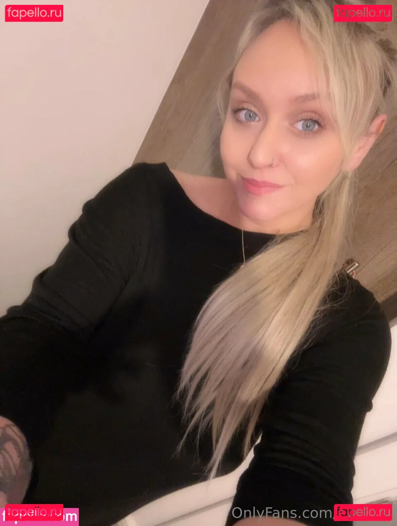 ewalexi Onlyfans Photo Gallery 