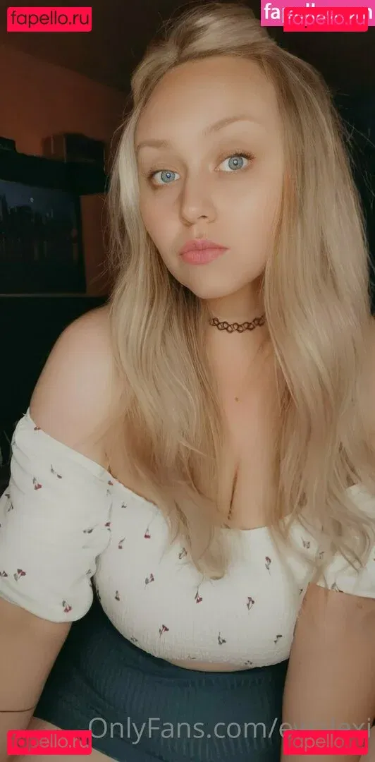 ewalexi Onlyfans Photo Gallery 