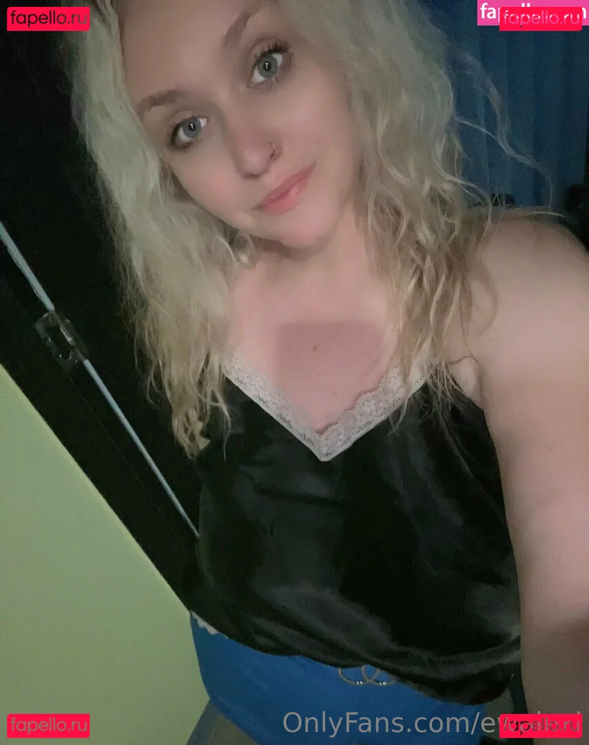 ewalexi Onlyfans Photo Gallery 