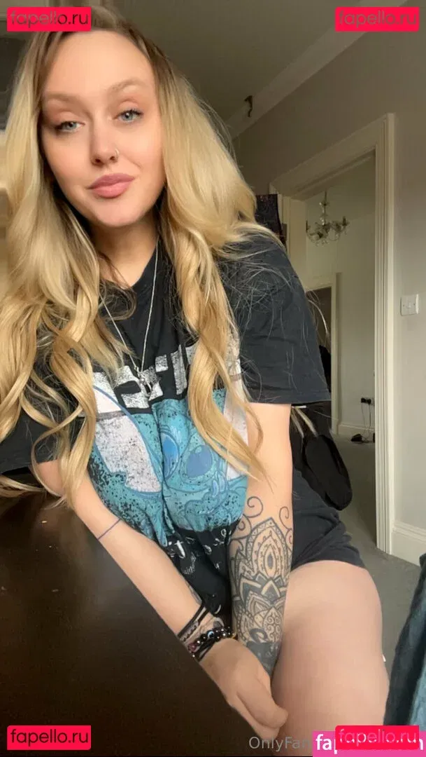 ewalexi Onlyfans Photo Gallery 