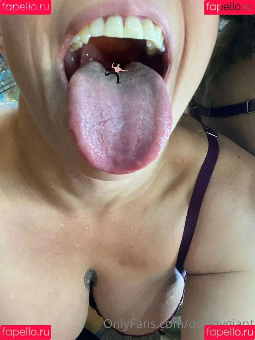 qsladygiant Onlyfans Photo Gallery 