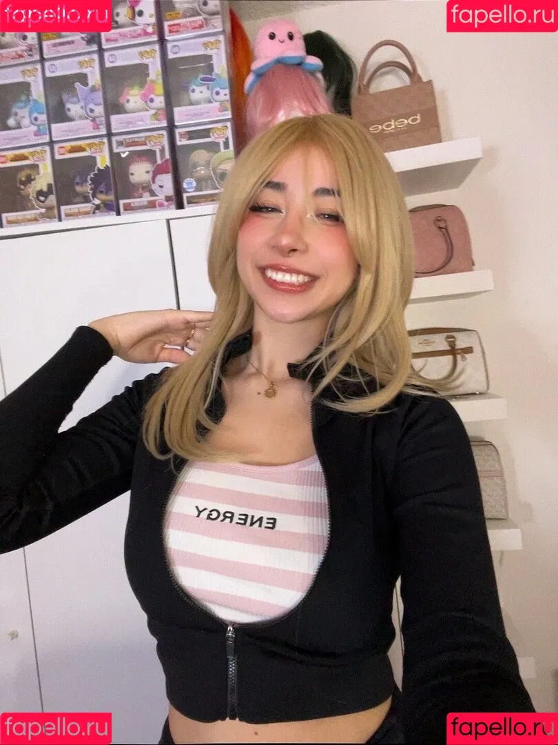 Rina Magi Onlyfans Photo Gallery 