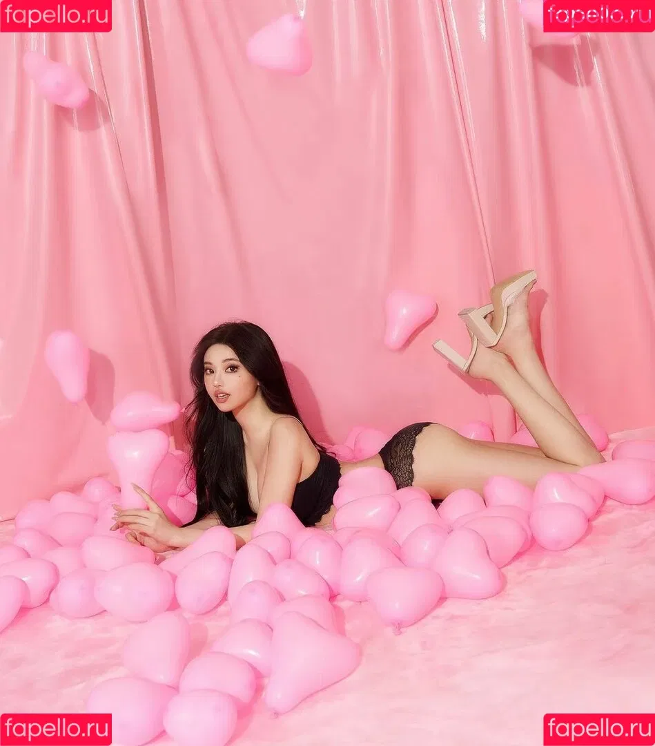 Lovelynnboo Onlyfans Photo Gallery 