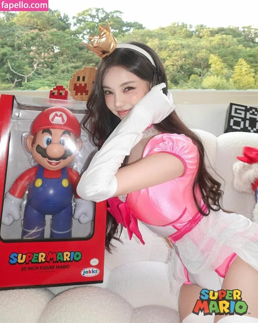 Lovelynnboo Onlyfans Photo Gallery 