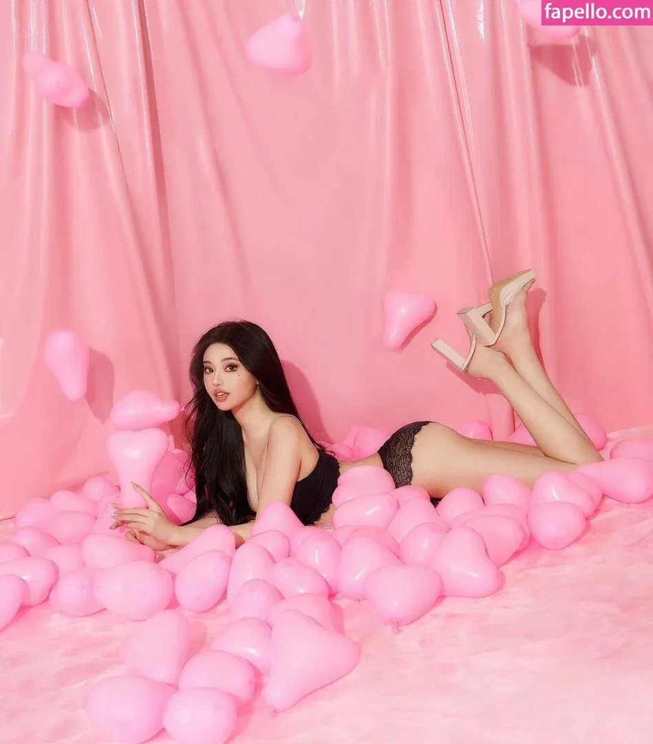 Lovelynnboo Onlyfans Photo Gallery 