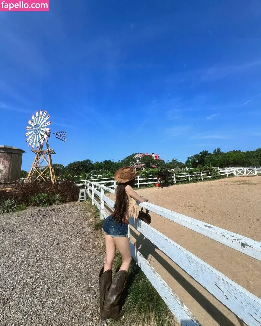 Lovelynnboo Onlyfans Photo Gallery 