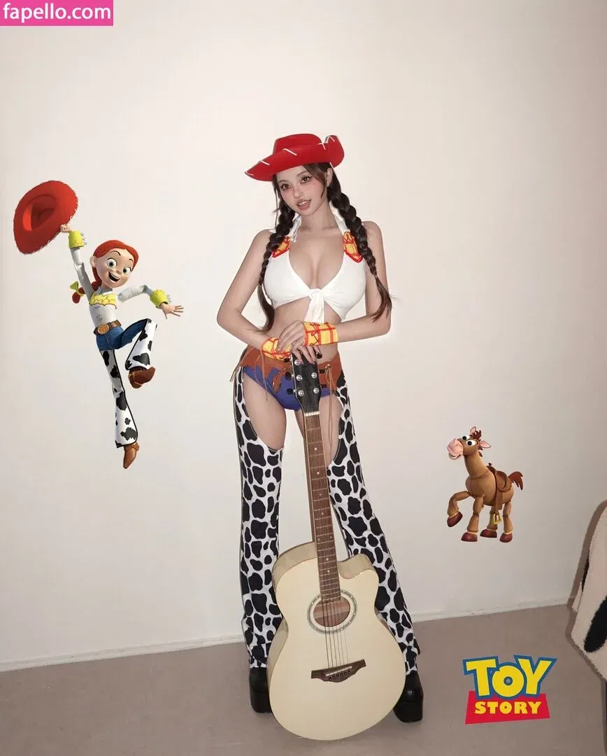 Lovelynnboo Onlyfans Photo Gallery 