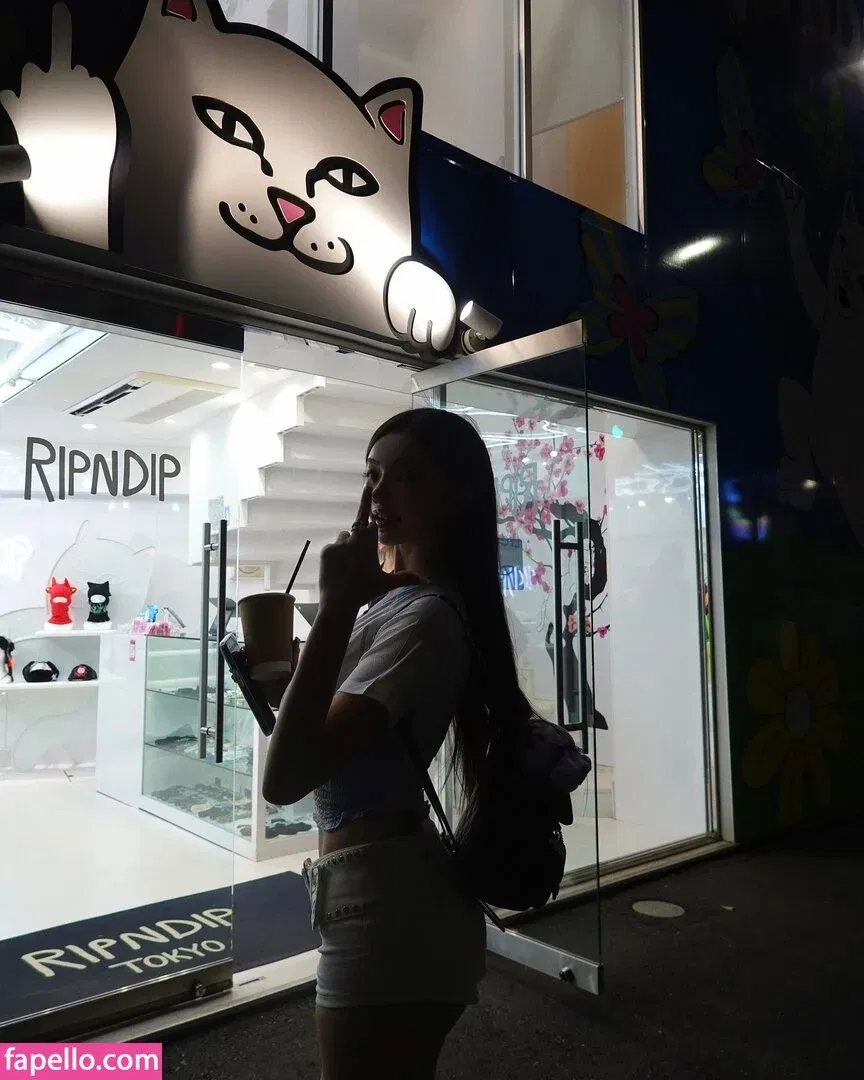 Lovelynnboo Onlyfans Photo Gallery 