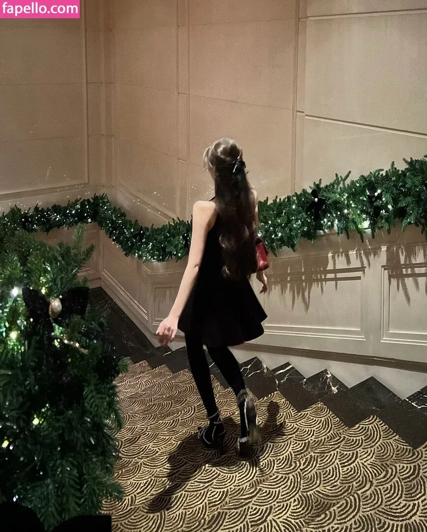 Lovelynnboo Onlyfans Photo Gallery 