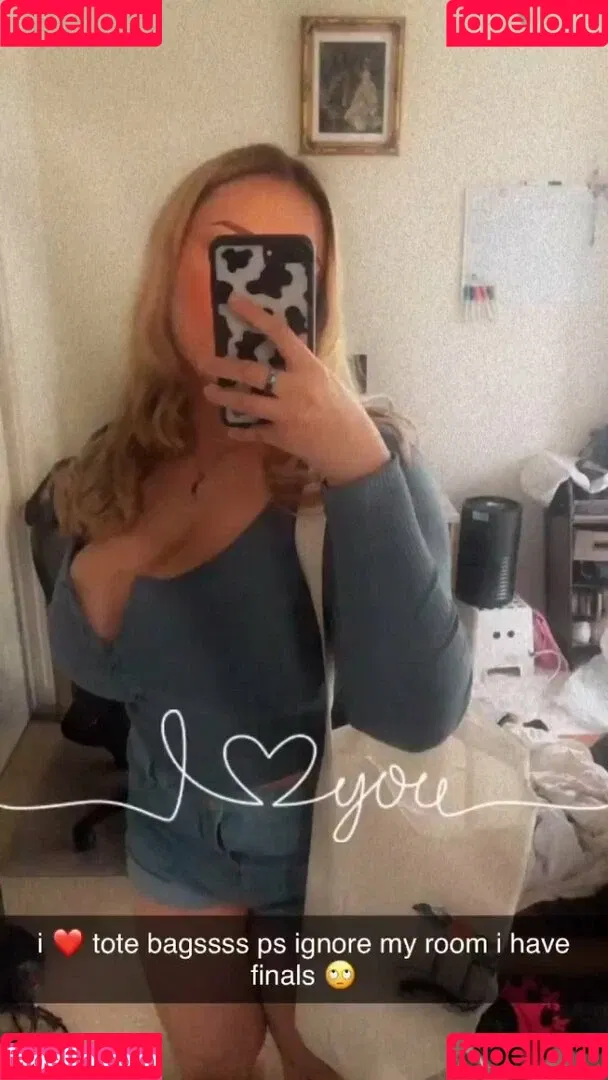Chloe Onlyfans Photo Gallery 