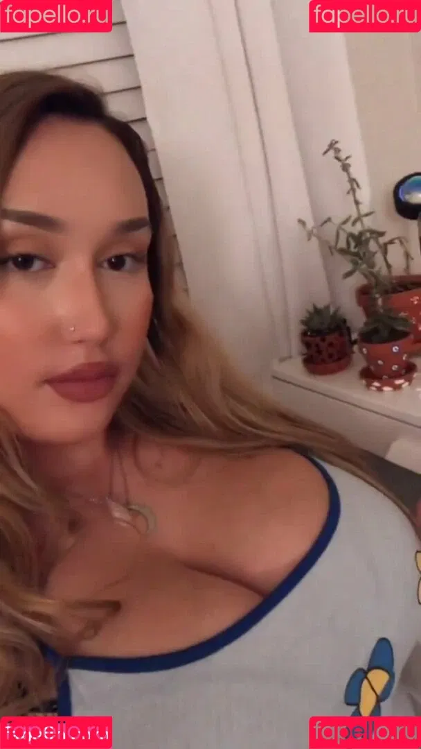 Chloe Onlyfans Photo Gallery 