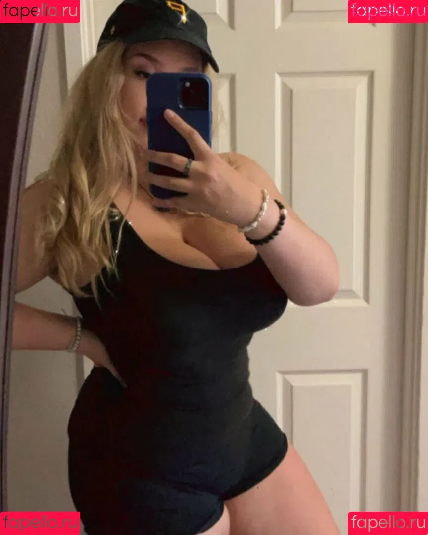 Chloe Onlyfans Photo Gallery 