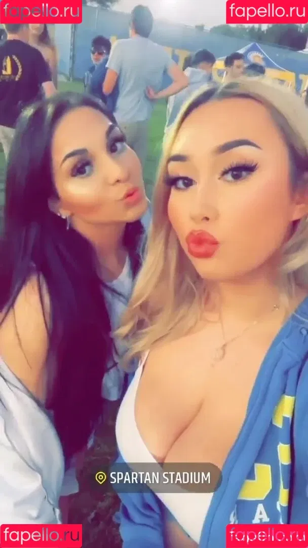 Chloe Onlyfans Photo Gallery 