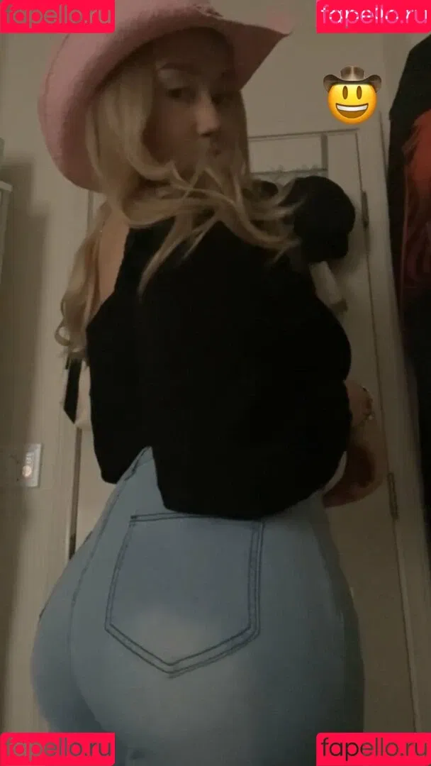 Chloe Onlyfans Photo Gallery 