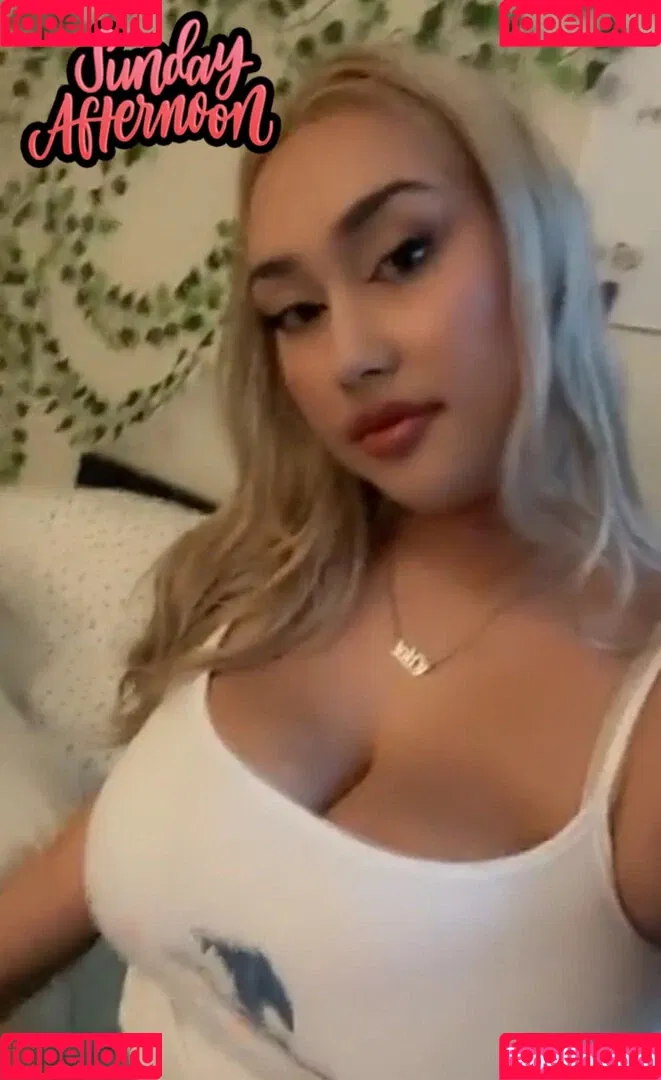 Chloe Onlyfans Photo Gallery 