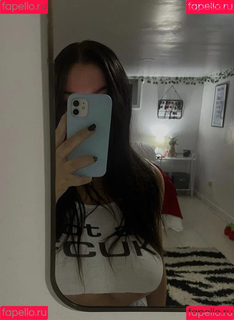 Chloe Onlyfans Photo Gallery 