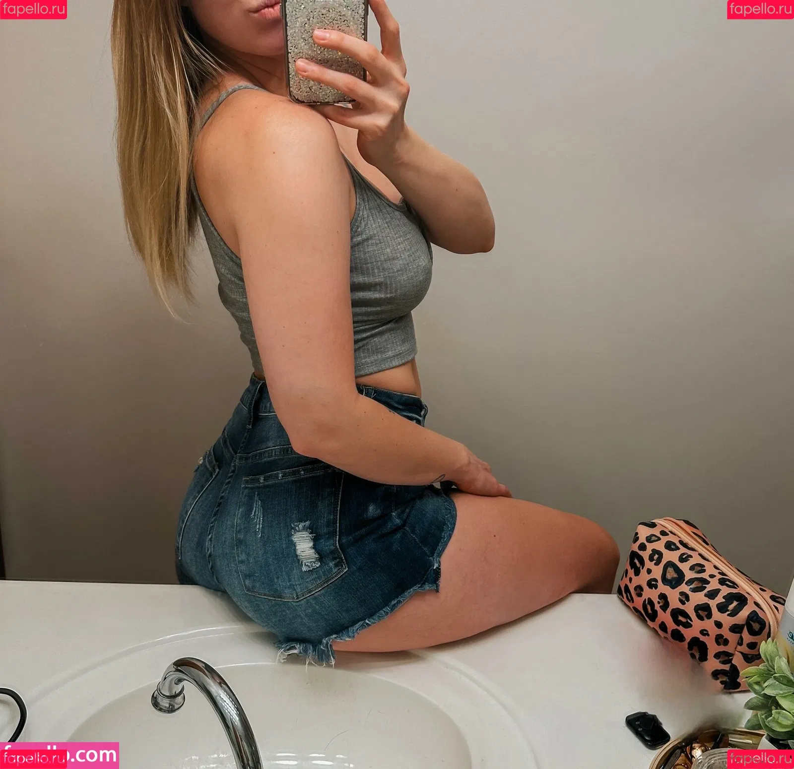 Chloe Onlyfans Photo Gallery 