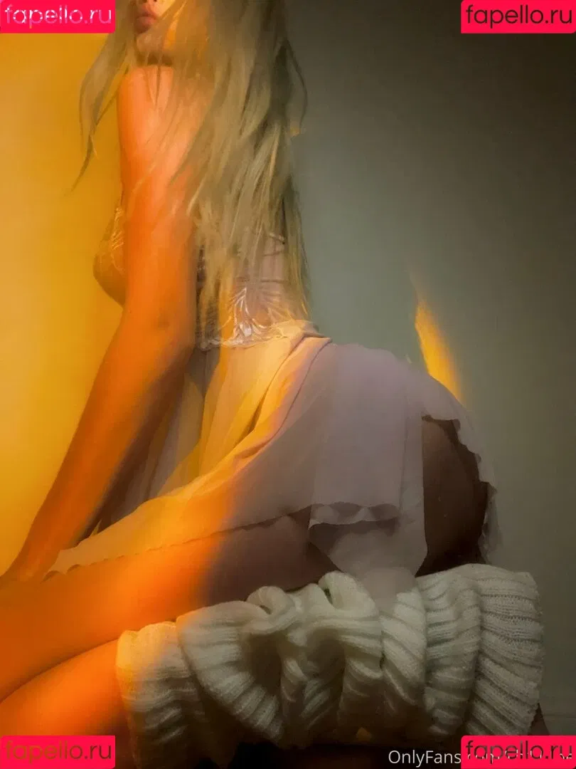 Chloe Onlyfans Photo Gallery 