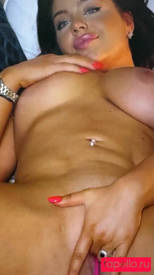 Chloe Nude Onlyfans Photo 3