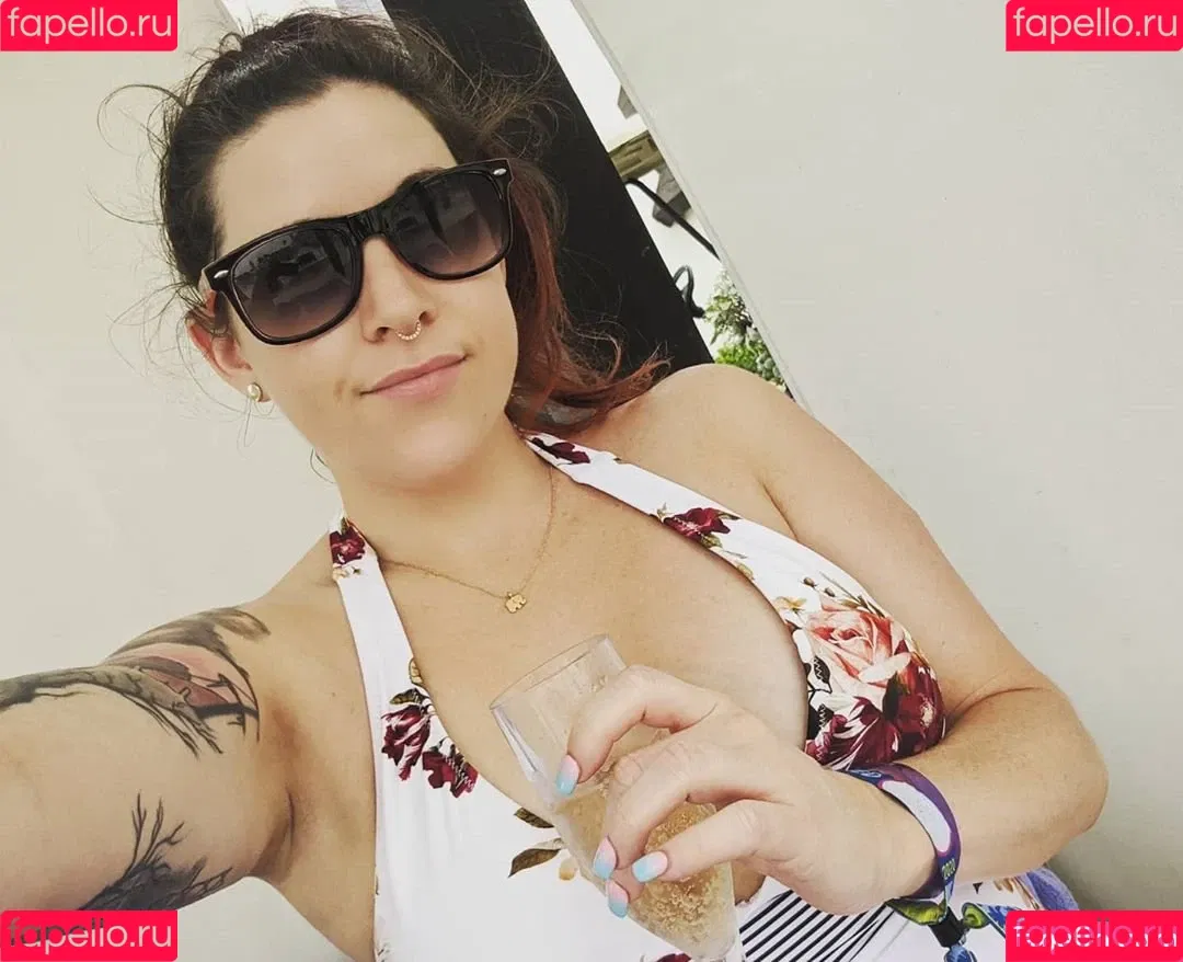 Renee Onlyfans Photo Gallery 